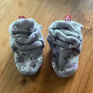 Zutano baby booties